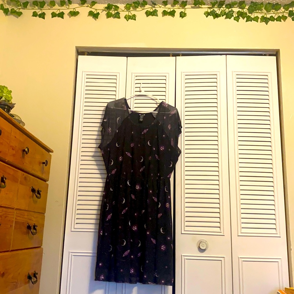 🖤🌙 Hot Topic celestial dress🌙🖤
